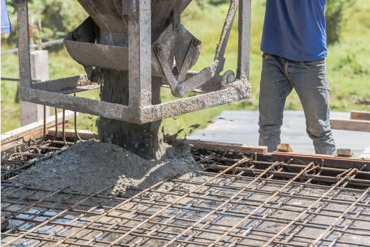 Foundation work for steel buildings